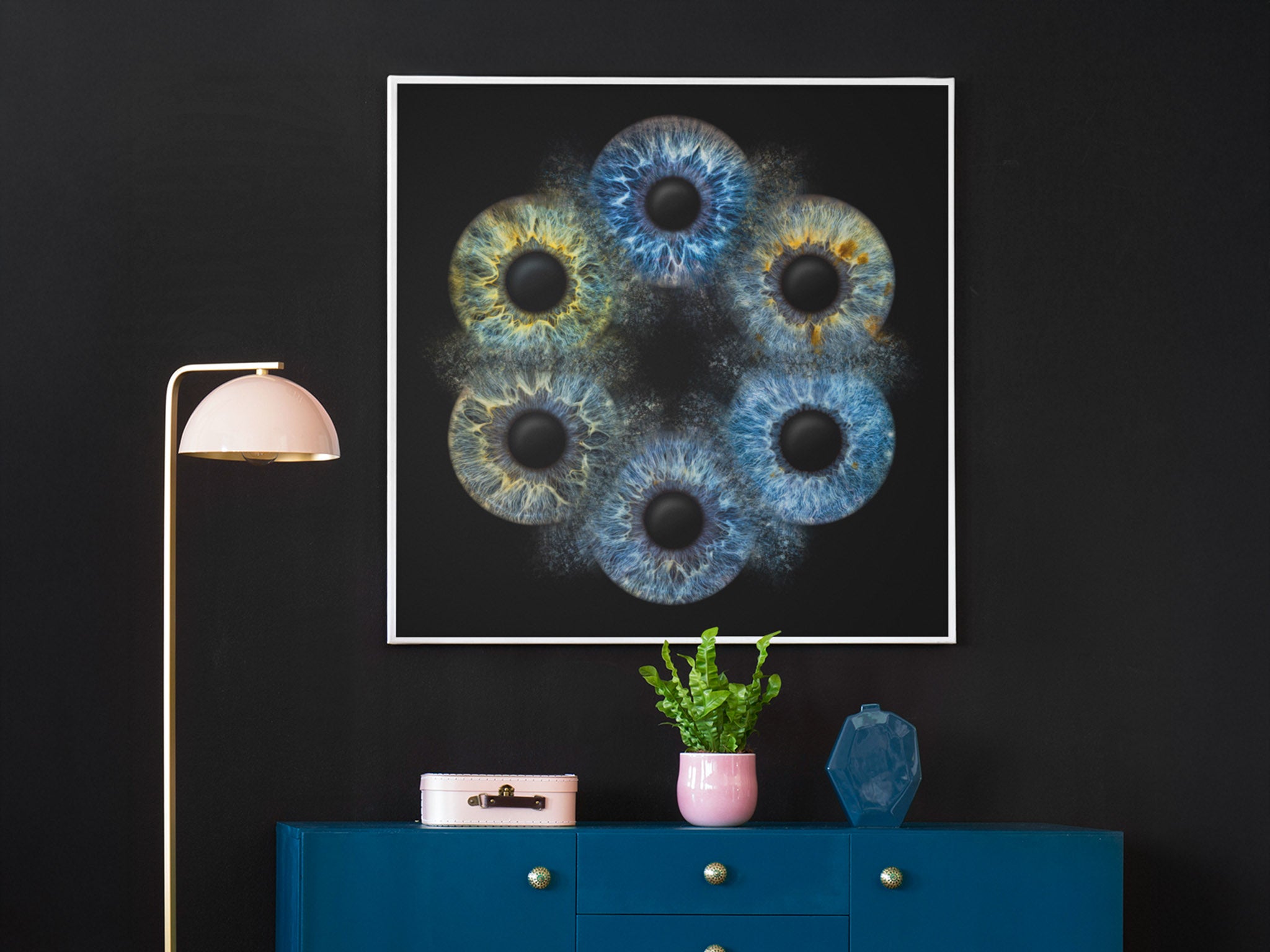 Sechs Iriden als Quadratisches Wandbild