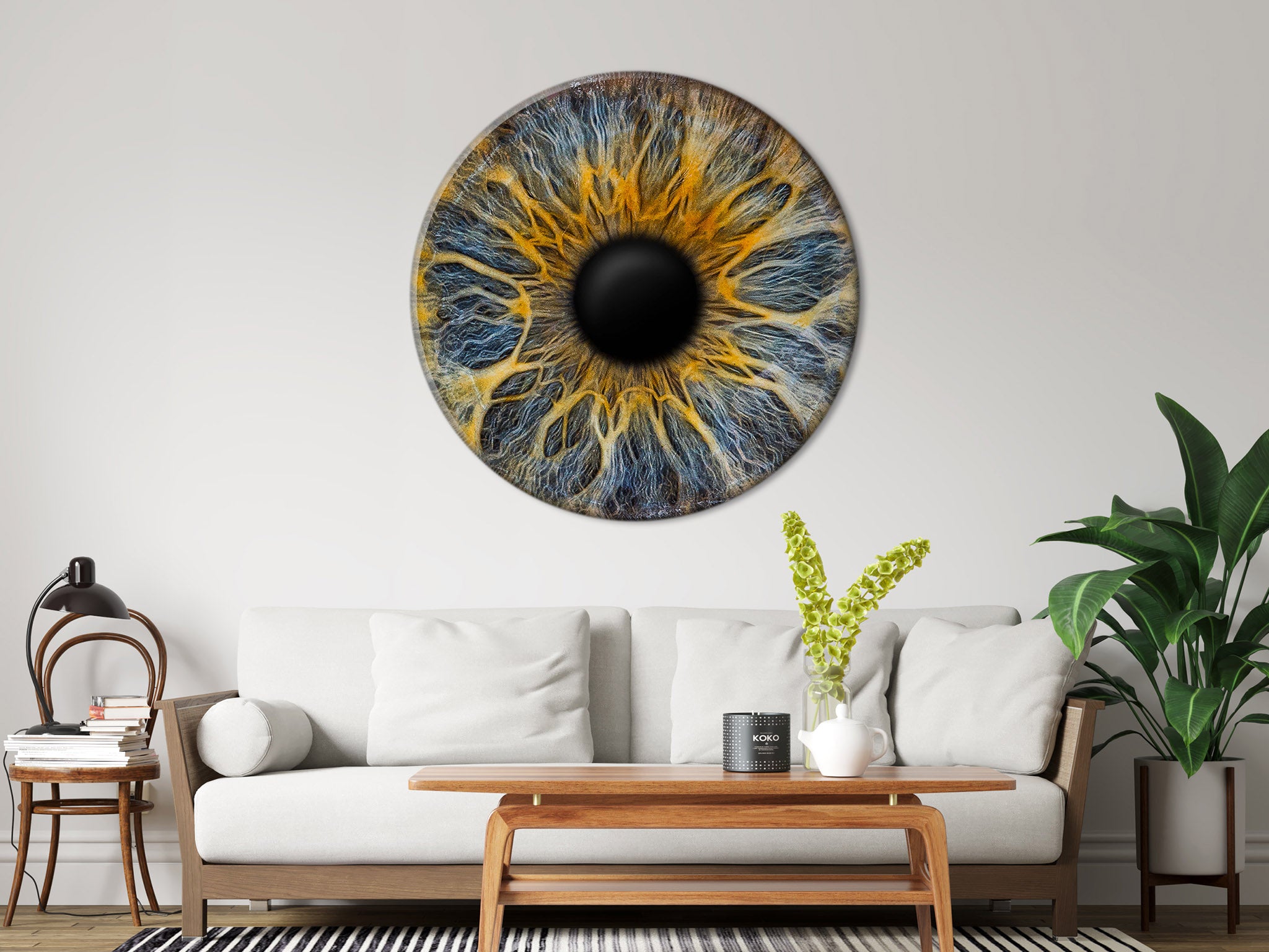 Einzelnes Irisfoto als rundes Wandbild auf Acrylglas